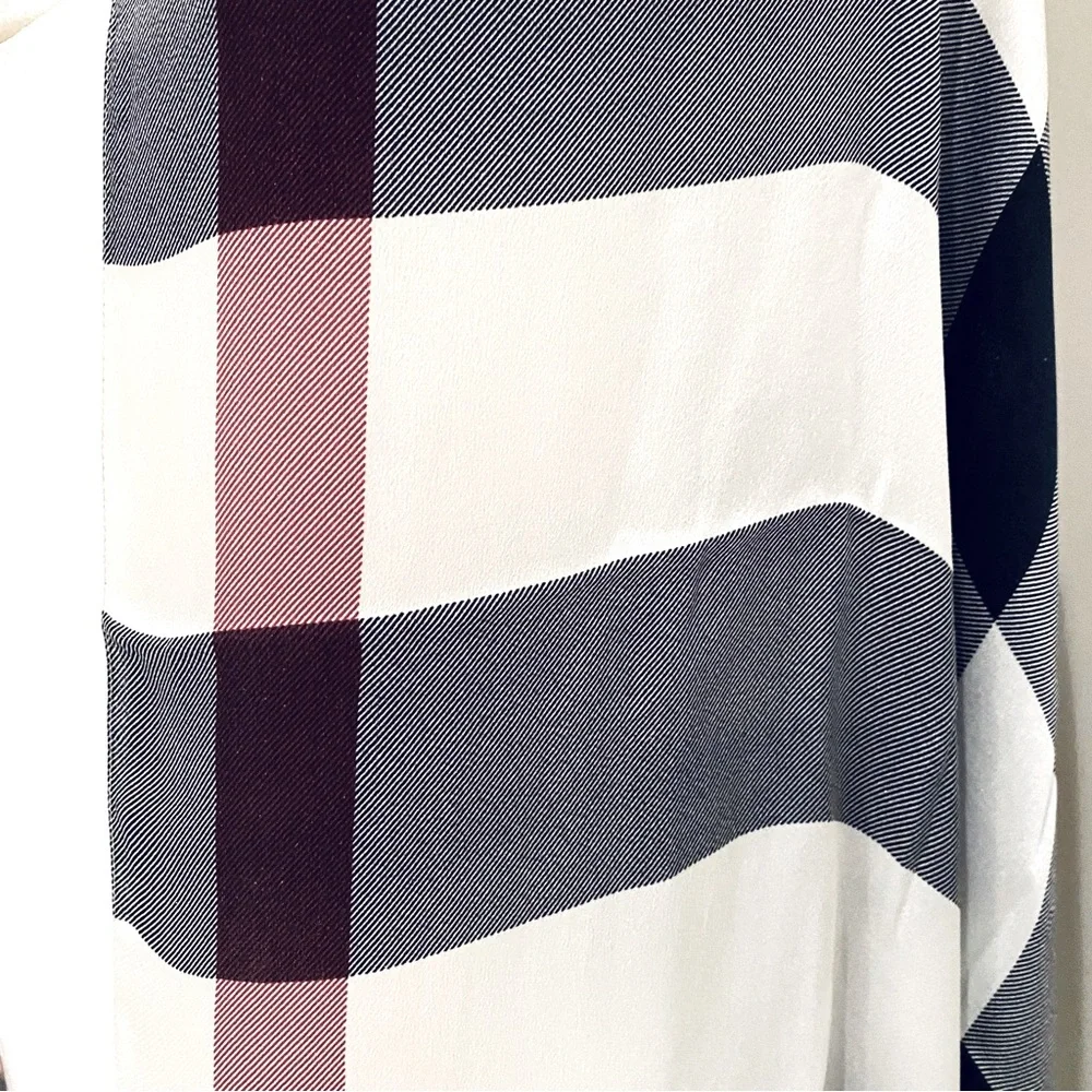Burberry Brit Silk Check Stole / Scarf Rectangular. - Picture 9 of 11